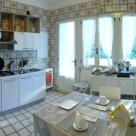 Biancavilla Bed & Breakfast *